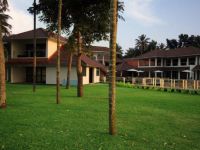  Edassery Kayal Resort