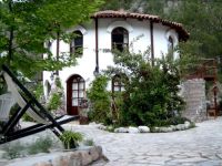  Porto Ceneviz Pension