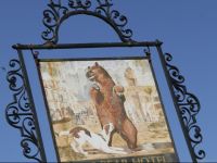  Macdonald Bear Hotel