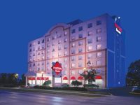  Four Points by Sheraton Toronto Airport West