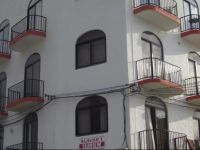  Sunset Seaview Apartments