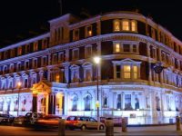  Kings at the Queen Hotel