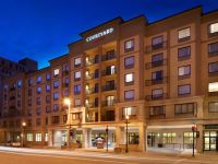  Courtyard by Marriott Milwaukee Downtown