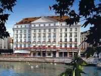  Four Seasons Hotel des Bergues Geneva