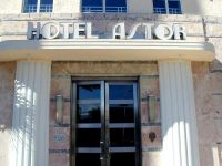  Astor Hotel