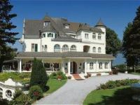  Schlosshotel Igls