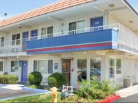  Motel 6 Lancaster