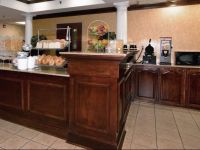  Comfort Suites North Bergen