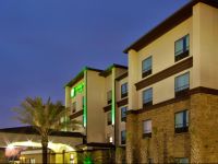  Holiday Inn Hotel & Suites Lake Charles South
