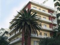  Saronicos Hotel
