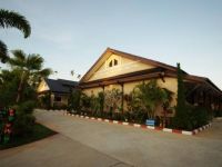  Baansuan Rimnum Resort