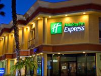  Holiday Inn Express Newport Beach