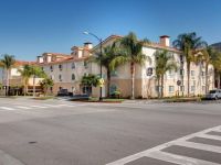  Best Western Media Center Inn & Suites