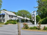  Captains Quarters Motel & Conference Center