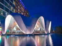  La Concha Renaissance