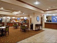 Holiday Inn Express Hotel & Suites Dayton-Huber Heights