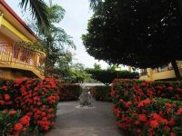  Huetares Hotel & Villa