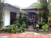  Golden Lodge Guest House & Restaurant