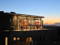  Colourful Manor Guesthouse