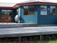  Beach Baby on Freycinet