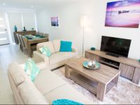  Direct Hotels - Shine on Brightwater