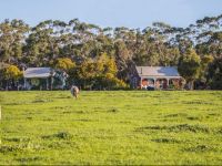  Freshwater Creek Cottages & Farm Stay