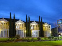  Best Western Colonial Village Motel