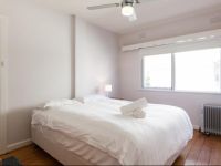  Lillian - Beyond a Room