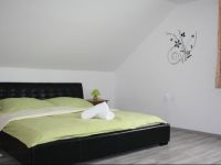  Berkes VendГ©ghГЎz