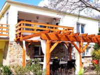  FГјlГ¶p Villa ApartmanhГЎz