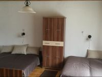  Rebeka VendГ©ghГЎz