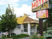  Motel Champlain