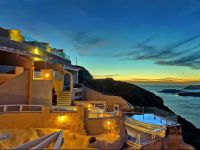  Suites Of The Gods Cave Spa Hotel