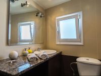  Cozy apartment in Vouliagmeni