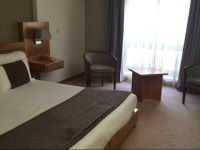  Hotel Rainha D. AmГ©lia, Arts & Leisure