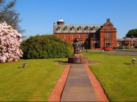  Holiday Inn Dumfries