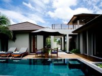  AKA Hotel Resort And Spa