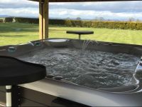  Hawkswood House and The Roundel