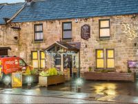  The Black Bull Hotel