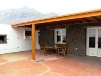  Studio Famara First Line