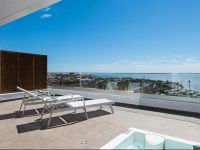  Altos de la Gloria Beach Apartments