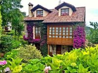  Trisqueles y Buganvillas