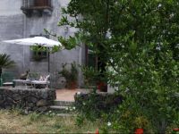  Red Etna-Taormina: The Land of Wine