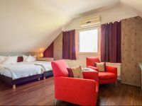  zuhause bei Hoffmann