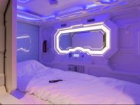  Puffin Nest Capsule Hostel