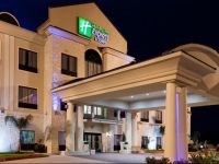  Holiday Inn Express Houston-Alvin
