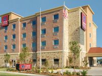  Comfort Suites Benbrook