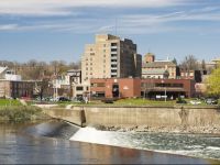  Grand Eastonian Hotel & Suites Easton