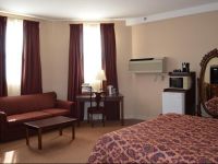  The Carriage House Inn, An Ascend Hotel Collection Member