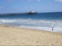  Peach Blossom Three-Bedroom Apartment in Newport Beach